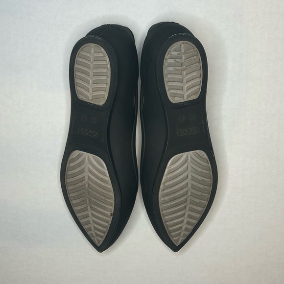 Crocs Women's Dark Grey-Green Size 8 Wide Flats - Picture 2 of 8